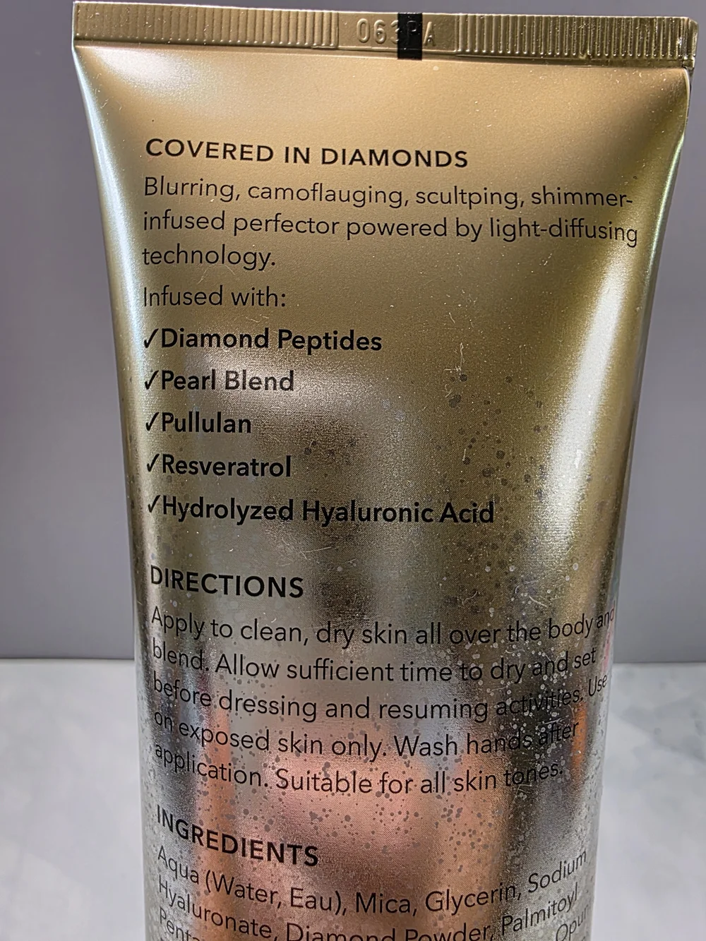 Nakery Beauty Diamond Glow Blur Perfector - Gold - Picture 3 of 4